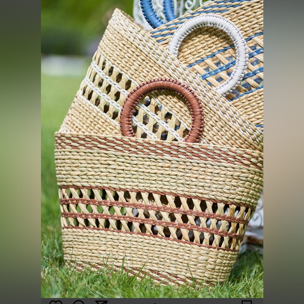 Pamela Munson beach basket tote